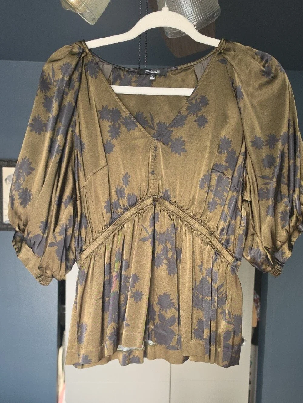 Madewell Olive Floral V-Neck Puff Sleeve Blouse